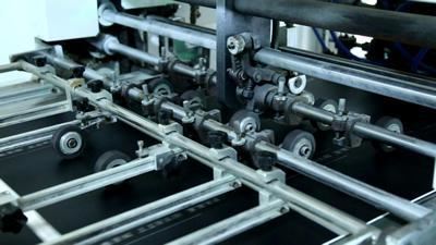 Découpe à l'emporte-pièce automatique