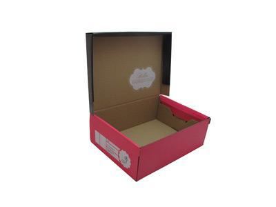 Boîte en carton ondulé pour chaussures de sport