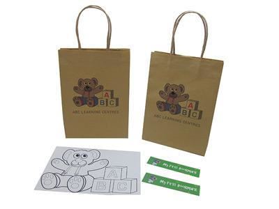 Sac en papier kraft avec poignée en papier torsadé